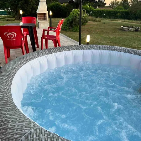 Relax Jacuzzi Private And Car Park Nemi Villa *