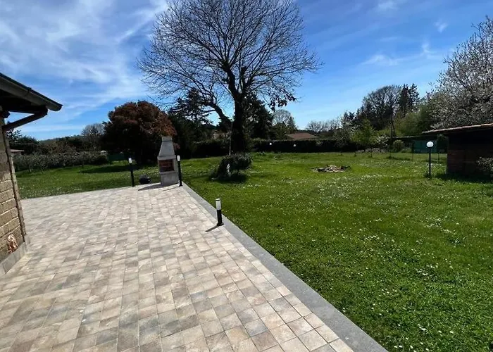 Relax Jacuzzi Private And Car Park Nemi Monte Porzio