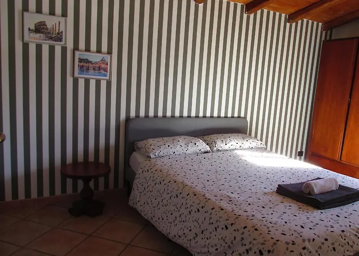 Relax Jacuzzi Private And Car Park Nemi Villa